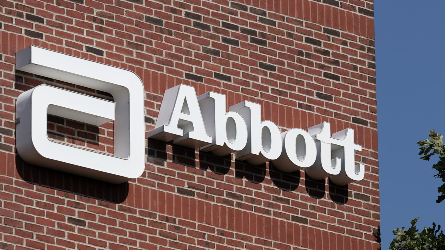 Abbott integruoja Precision Oncology portfelį į Flatiron OncoEMR